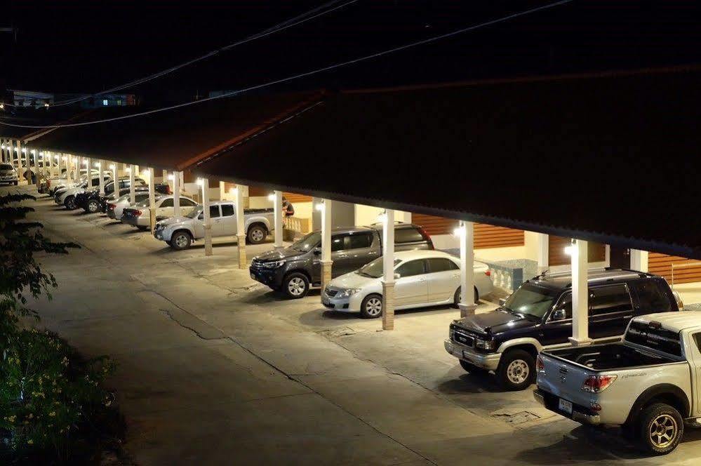 โรงแรมเดอะแฟนท์ สุรินทร์ ภายนอก รูปภาพ